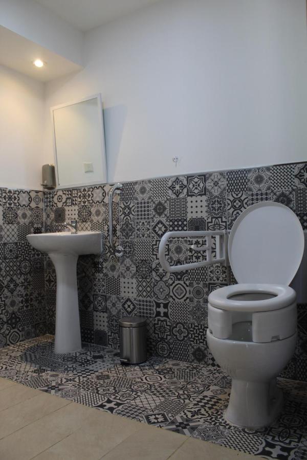 Dormis Aca Hotel Esquel Luaran gambar